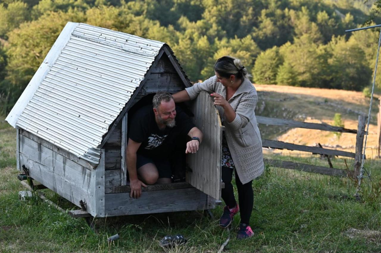 Katun Ljeljenak Hotel Plužine Kültér fotó