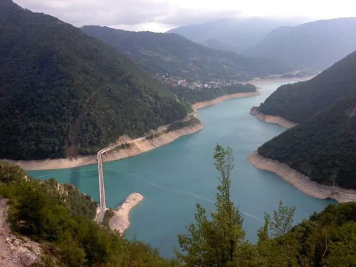 Katun Ljeljenak Hotel Plužine Kültér fotó